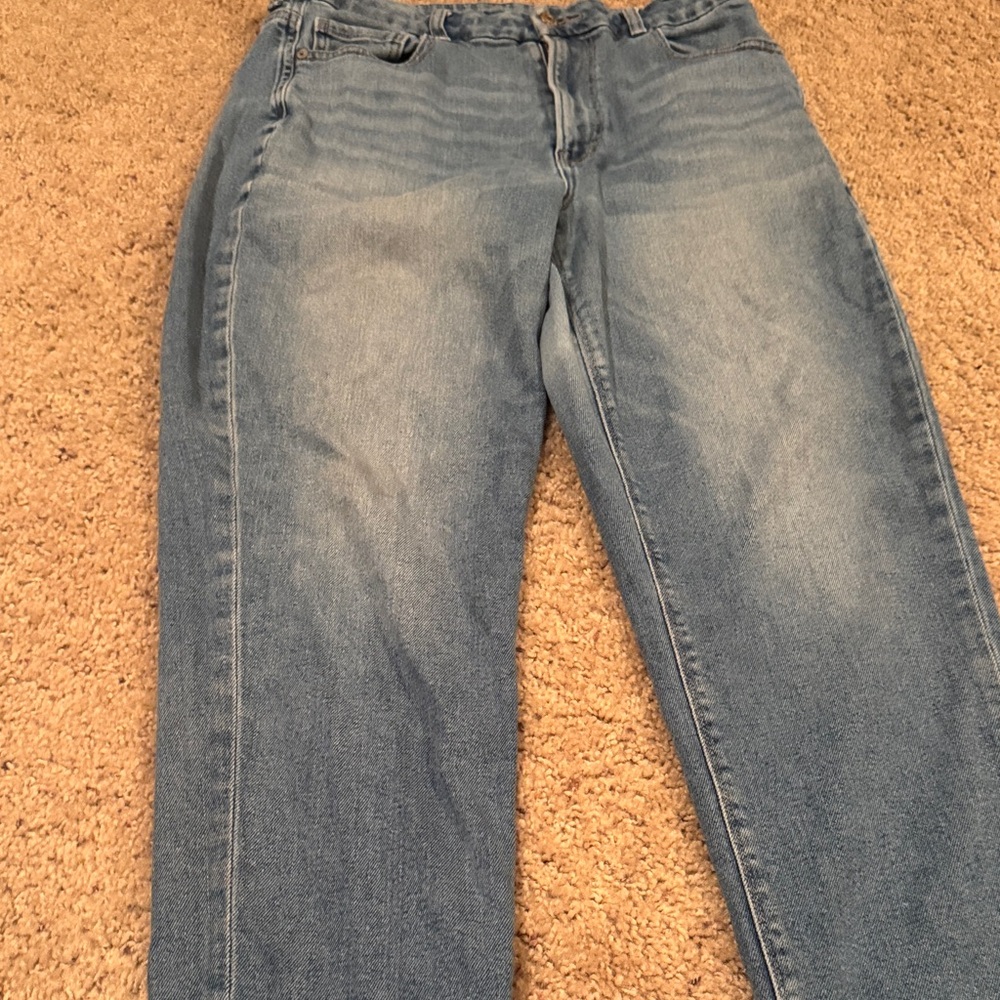 American Eagle Outfitters Light Blue Straight Leg Jeans